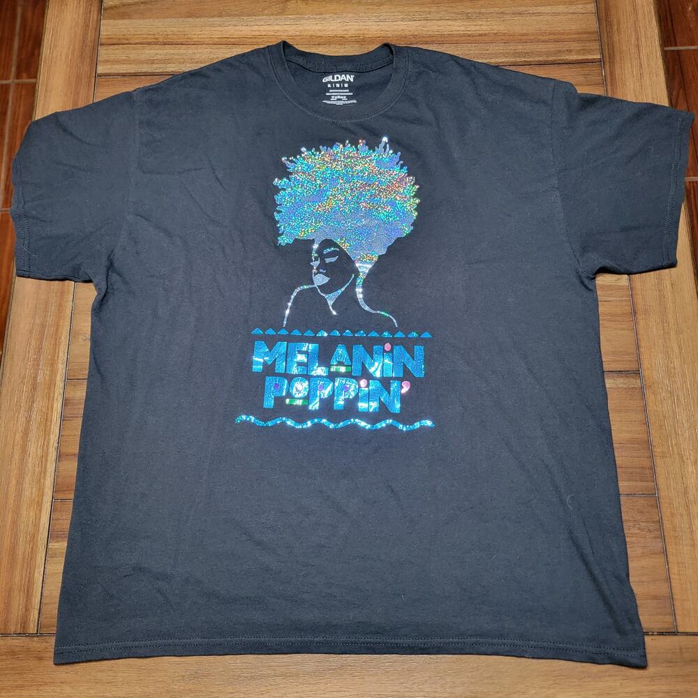 Melanin Poppin' Sparkly Graphic Black Tee (Gildan) - Size XL
